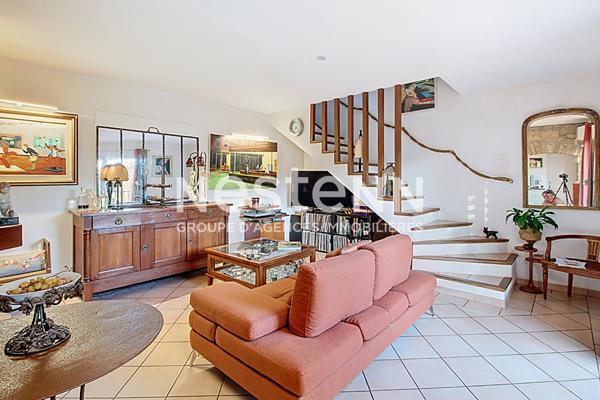 A vendre : Maison au coeur de village de Lorgues - 115m² - 3 chambres - 255m² de terrain