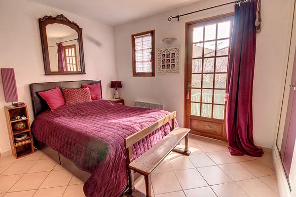 A vendre : Maison au coeur de village de Lorgues - 115m² - 3 chambres - 255m² de terrain