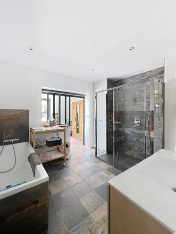 MAISON AVEC VUES SPECTACULAIRES ET POSITION DOMINANTE – 15 MIN PERPIGNAN