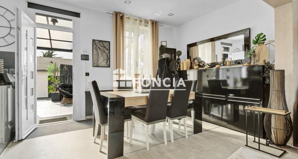 À vendre Maison 9 pièces 154.27 m² - Massy 91300