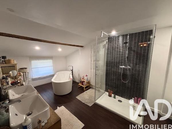 Maison à vendre 7 pièces 220 m² Sadirac