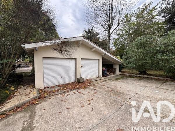 Maison à vendre 7 pièces 220 m² Sadirac