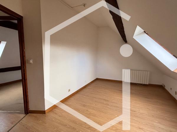 Appartement duplex lumineux – Centre-ville de Cosne-sur-Loire