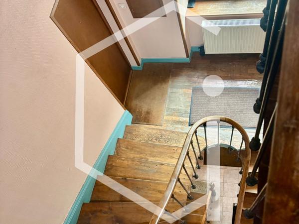Appartement duplex lumineux – Centre-ville de Cosne-sur-Loire