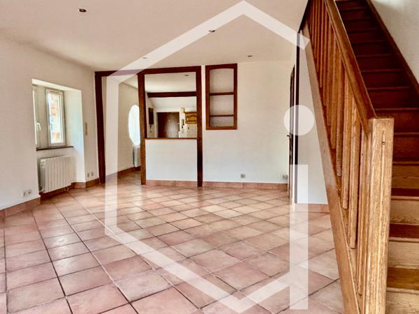 Appartement duplex lumineux – Centre-ville de Cosne-sur-Loire