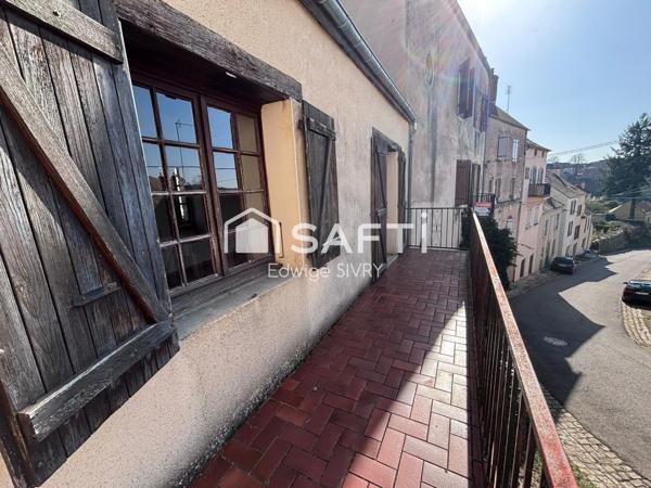 Maison 130 m² – Vue exceptionnelle sur les remparts