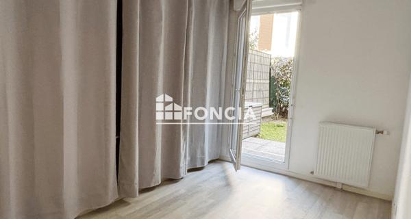 Location Appartement 2 pièces 39.77 m² - Fontenay-le-fleury 78330