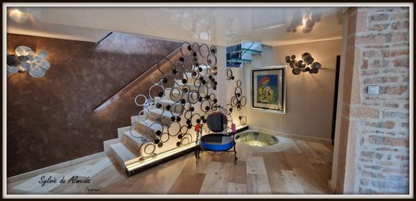 Maison Atypique,325 m²,vue, piscine, pierre, caractère à vendre 6 pièces SAINT VERAND (71)Bourgogne