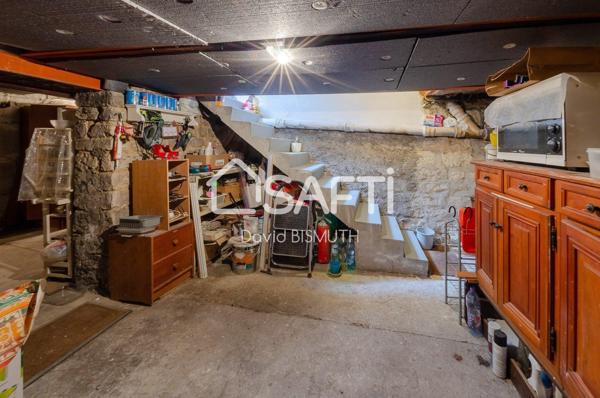 Maison 4 pièces 3 chambres de 76 m2 avec une dépendance et un sous sol de 60 m2 NOTE DPE D