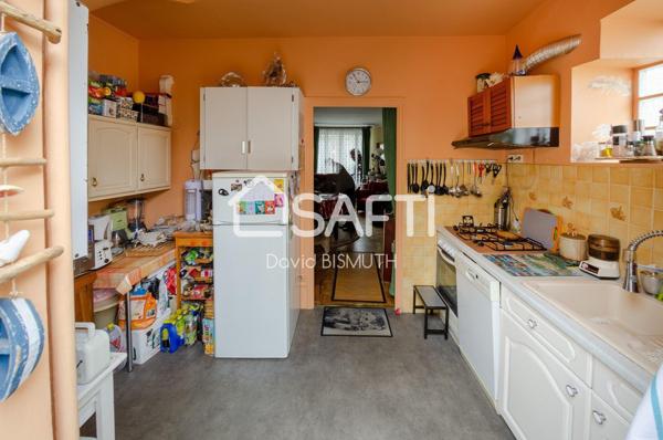 Maison 4 pièces 3 chambres de 76 m2 avec une dépendance et un sous sol de 60 m2 NOTE DPE D