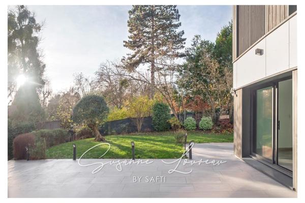 Maison contemporaine de 2017 - une ligne sobre qui capte le regard