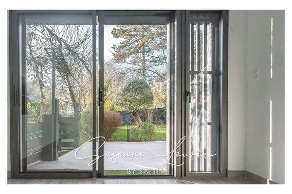 Maison contemporaine de 2017 - une ligne sobre qui capte le regard