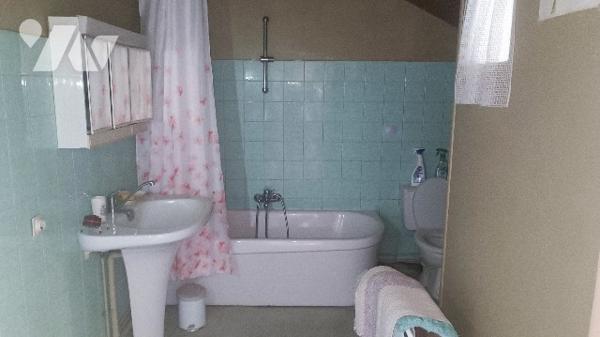 Montereau, Idéal investisseur ou pas, belle maison de 163 m², 8 PP + dépendances, cave,  jardin clos