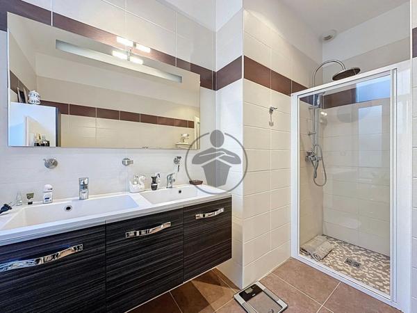 Vente Appartement 6 pièces 120 m2 à Saint-Quentin