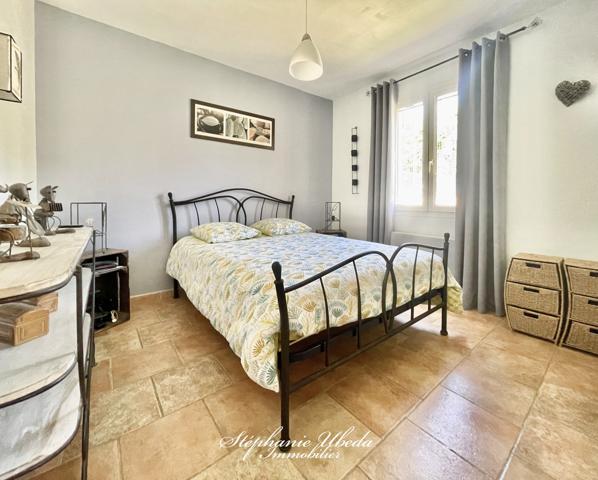 Rians (83560) Jolie maison de plain pied avec piscine nichée dans un écrin de verdure