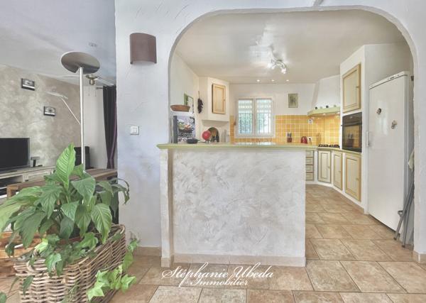 Rians (83560) Jolie maison de plain pied avec piscine nichée dans un écrin de verdure