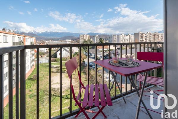 Appartement à vendre 4 pièces 70 m² Échirolles