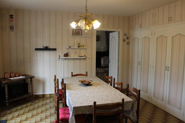 Maison à vendre 7 pièces avec 6 chambres à CHOLET (49)