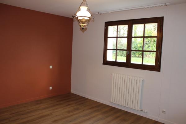 Maison à vendre 7 pièces avec 6 chambres à CHOLET (49)