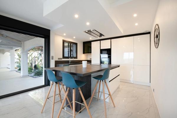 Sainte-Maxime, Villa 5 Chambres -  235 m² à vendre