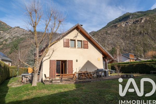 Maison à vendre 7 pièces 115 m² Le Bourg-d'Oisans