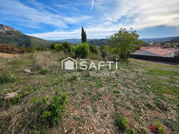 Construisez votre maison avec une vue panoramique sur les montagnes !
