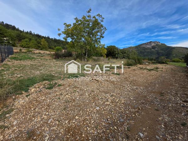 Construisez votre maison avec une vue panoramique sur les montagnes !