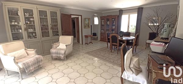 Maison à vendre 6 pièces 205 m² Puget-sur-Argens