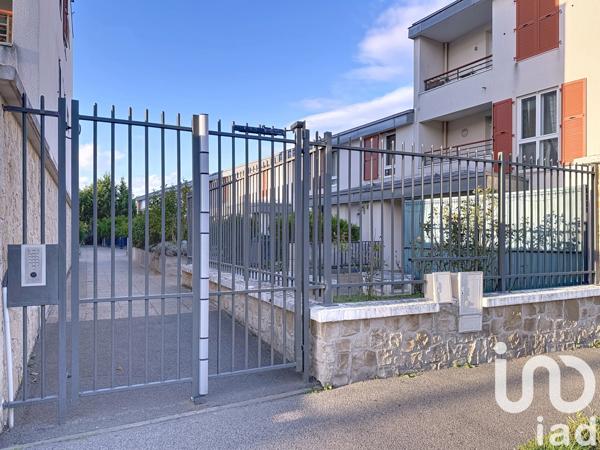 Appartement à vendre 3 pièces 69 m² Les Mureaux