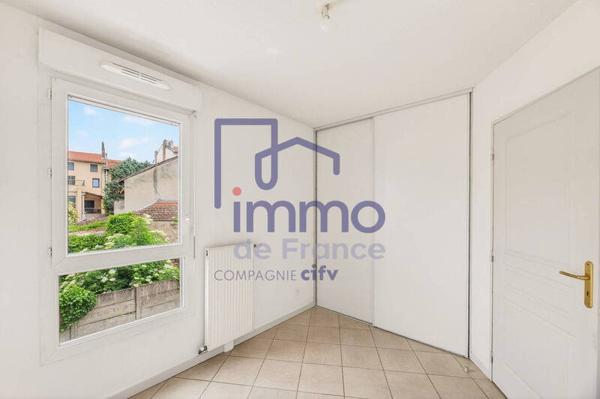 Appartement 4 pièces                                        - 69700 Givors Réf : 21646