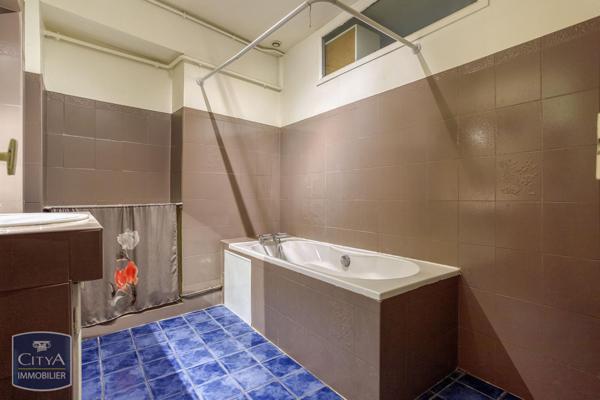 Vente appartement 7 pièces de 219.66m²