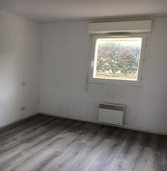 APT T3 - EN REZ DE CHAUSSÉE AVEC TERRASSE PRIVÉE & 2 PLACES DE PARKING RÉSIDENCE SÉCURISÉE -