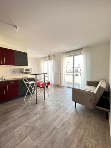 Corbeil-Essonnes (91100) Charmant T2 meublé avec extérieur et stationnement sécurisé