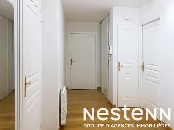 Plein Centre de Mondeville Appartement avec Balcon, Double Garage et Cave