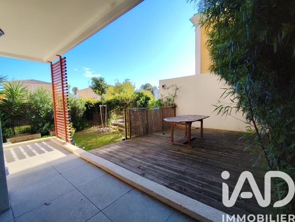 Location appartement 3 pièces 55 m² Hyères
