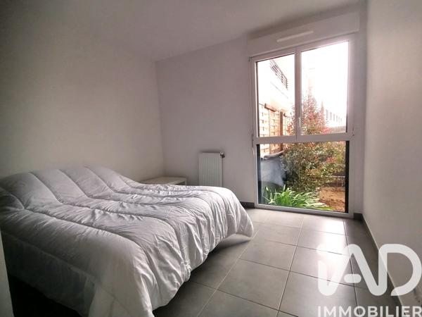 Location appartement 3 pièces 55 m² Hyères