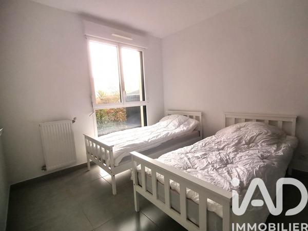 Location appartement 3 pièces 55 m² Hyères