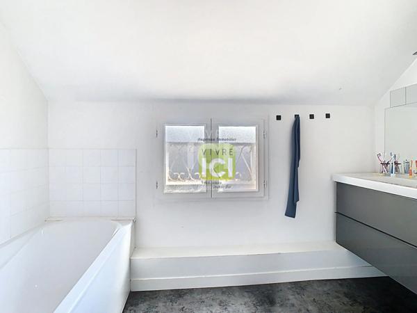 Immeuble De Rapport En Monopropriété , Hyper Centre De Cholet