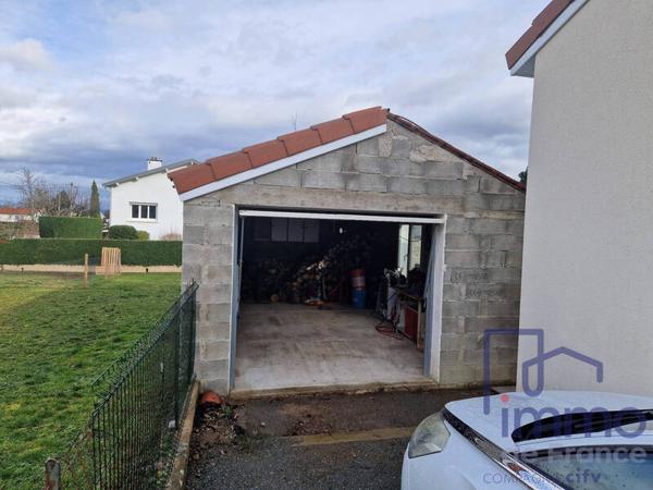 Maison 4 pièces                                        - 42600 Montbrison Réf : 2871-CIFVFOREZVELAY