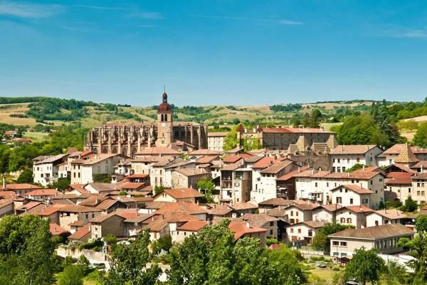 CHATEAUNEUF DE GALAURE  IMMEUBLE DE RAPPORT