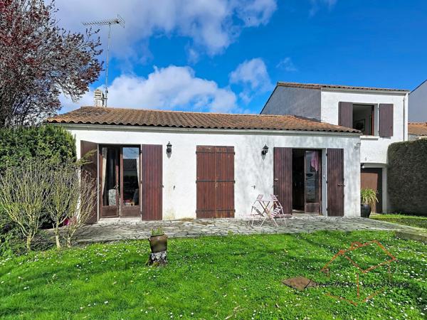 Pavillon trois chambres centre ville 419 600 € H.A.I.*