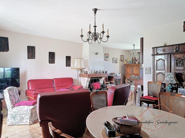 Pavillon trois chambres centre ville 419 600 € H.A.I.*