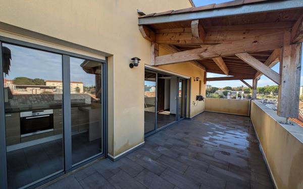 Appartement à vendre    3 pièces •  Mèze