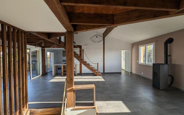 Appartement à vendre    3 pièces •  Mèze