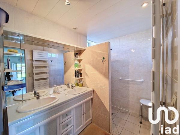 Maison à vendre 5 pièces 119 m² Essarts-en-Bocage