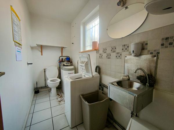 86130 DISSAY Local commercial Dissay 355 m2