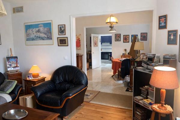 Maison de charme lumineuse, garage et jardinet  à deux pas du Jardin Botanique