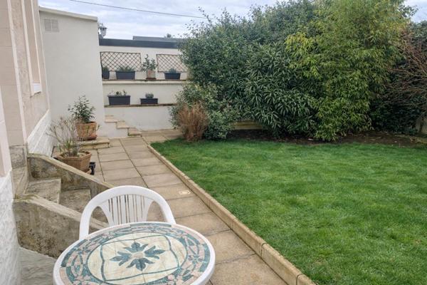 Maison de charme lumineuse, garage et jardinet  à deux pas du Jardin Botanique