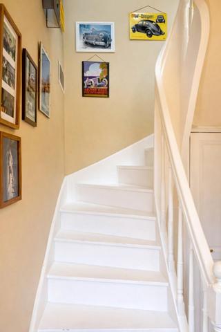 Maison de charme lumineuse, garage et jardinet  à deux pas du Jardin Botanique