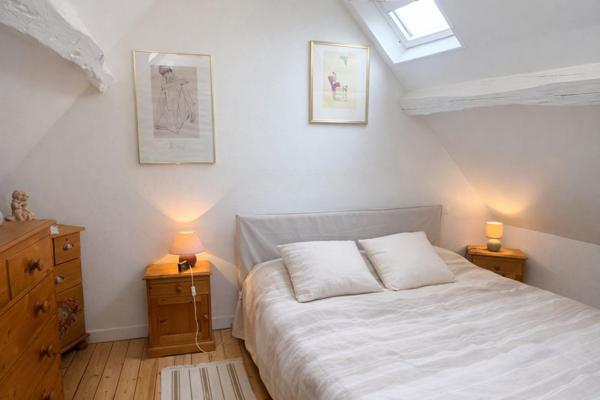 Maison de charme lumineuse, garage et jardinet  à deux pas du Jardin Botanique